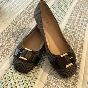 Lauren Blackwell Flats